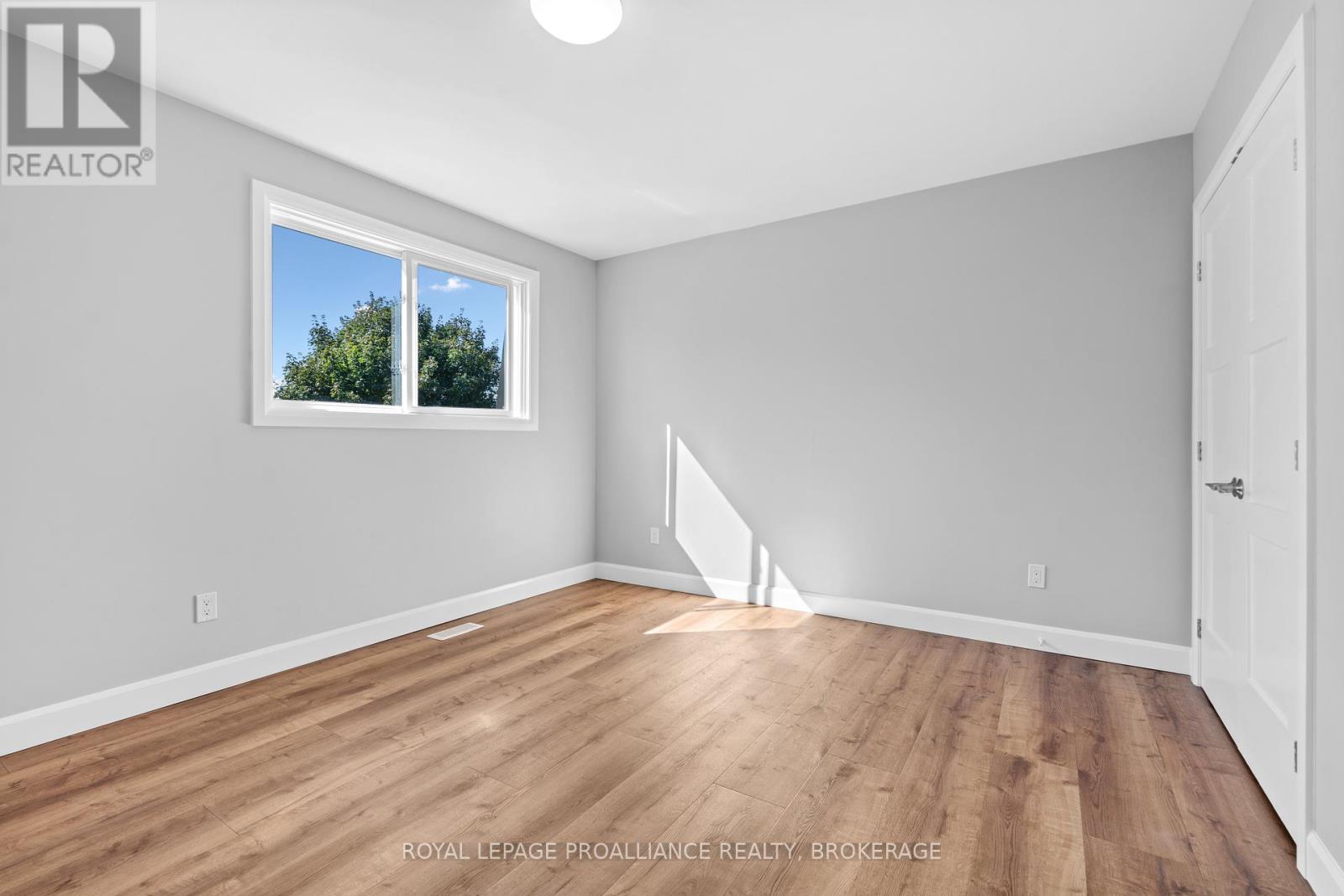 47 Inverness Crescent, Kingston, Ontario  K7M 6P2 - Photo 20 - X12408660