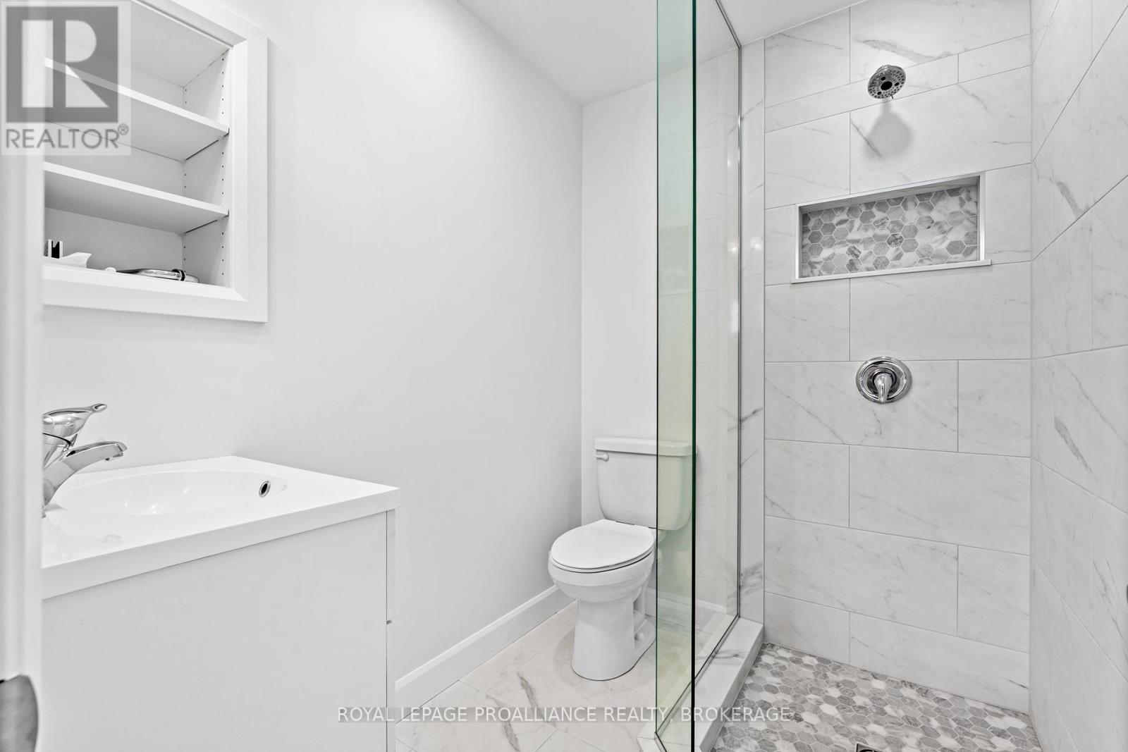 47 Inverness Crescent, Kingston, Ontario  K7M 6P2 - Photo 23 - X12408660