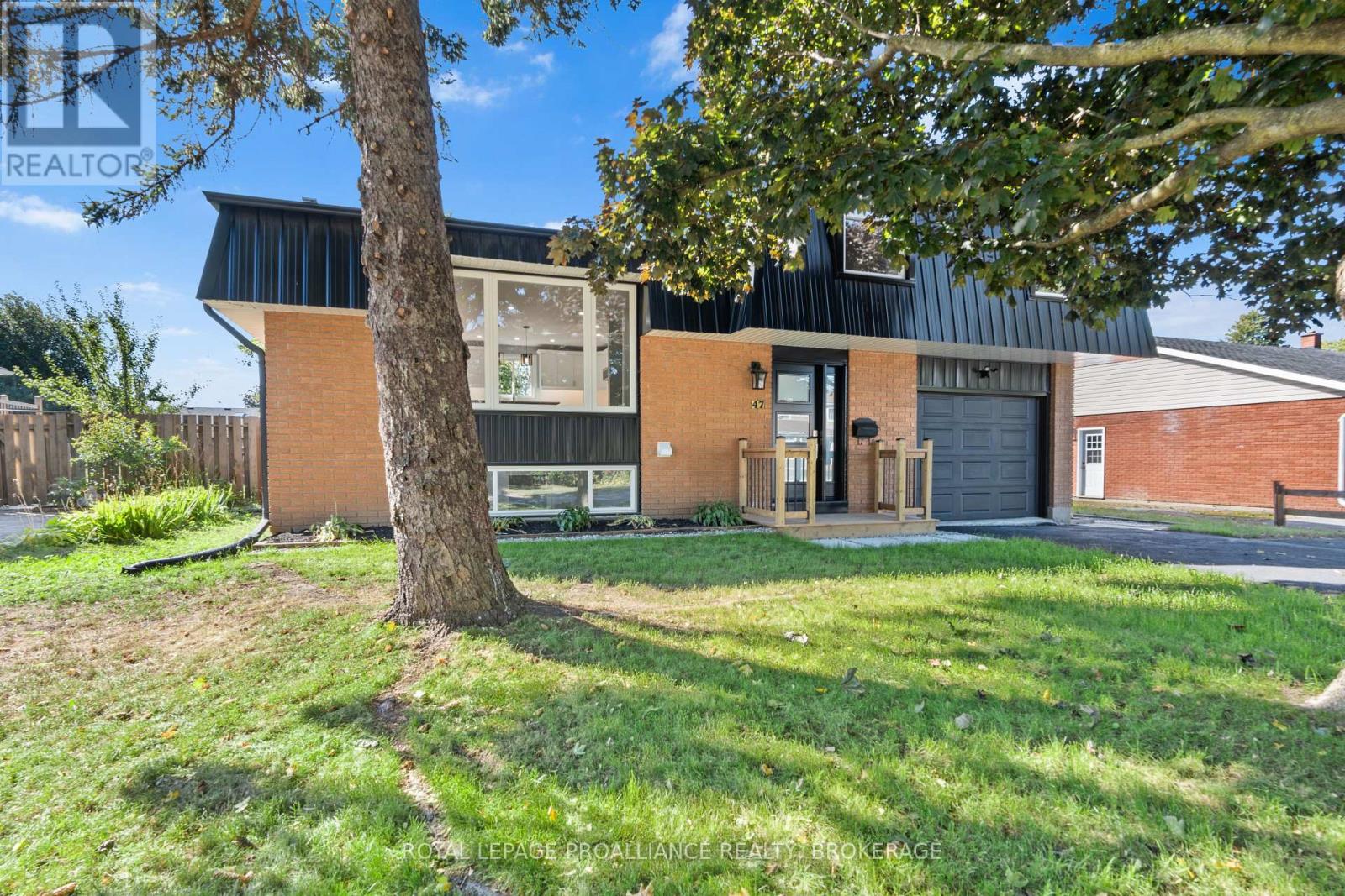 47 Inverness Crescent, Kingston, Ontario  K7M 6P2 - Photo 4 - X12408660