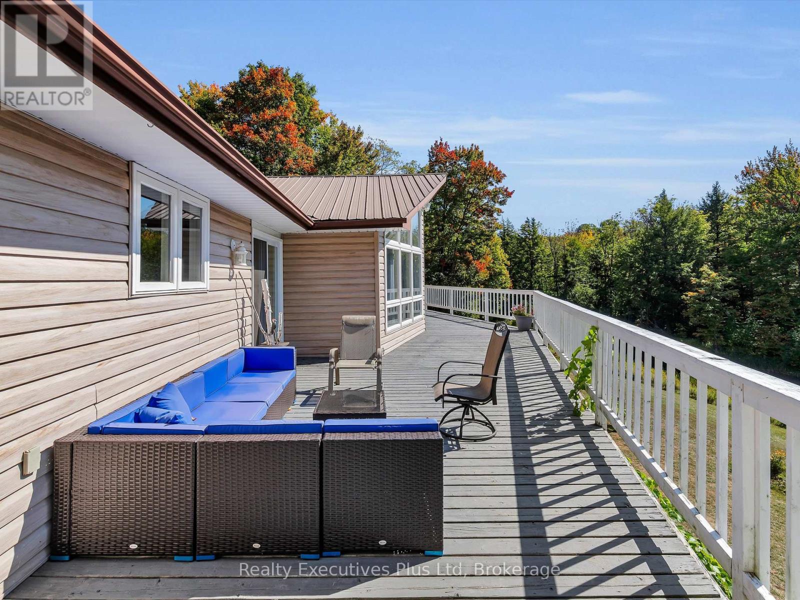 353 Mcfadden Line, Parry Sound Remote Area, Ontario  P0A 2L0 - Photo 8 - X12408603