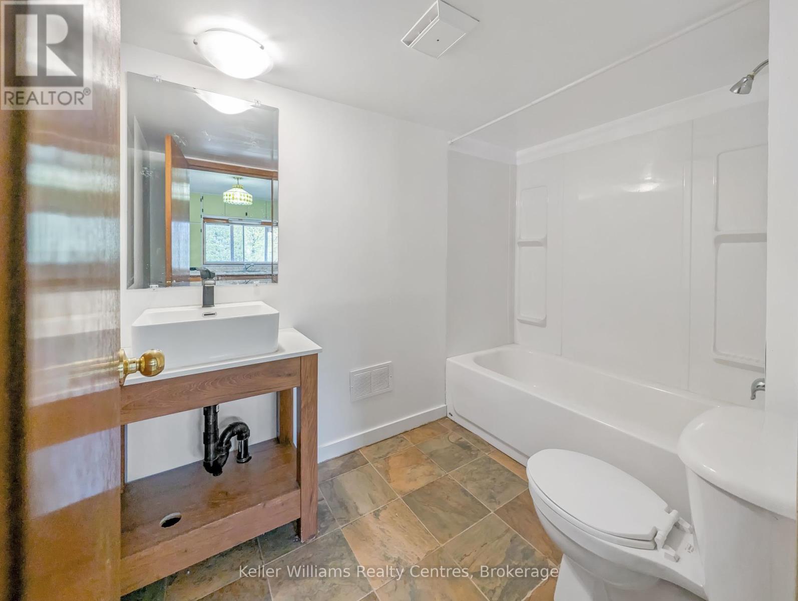 172 Bryant Street, South Bruce Peninsula, Ontario  N0H 2T0 - Photo 30 - X12408617