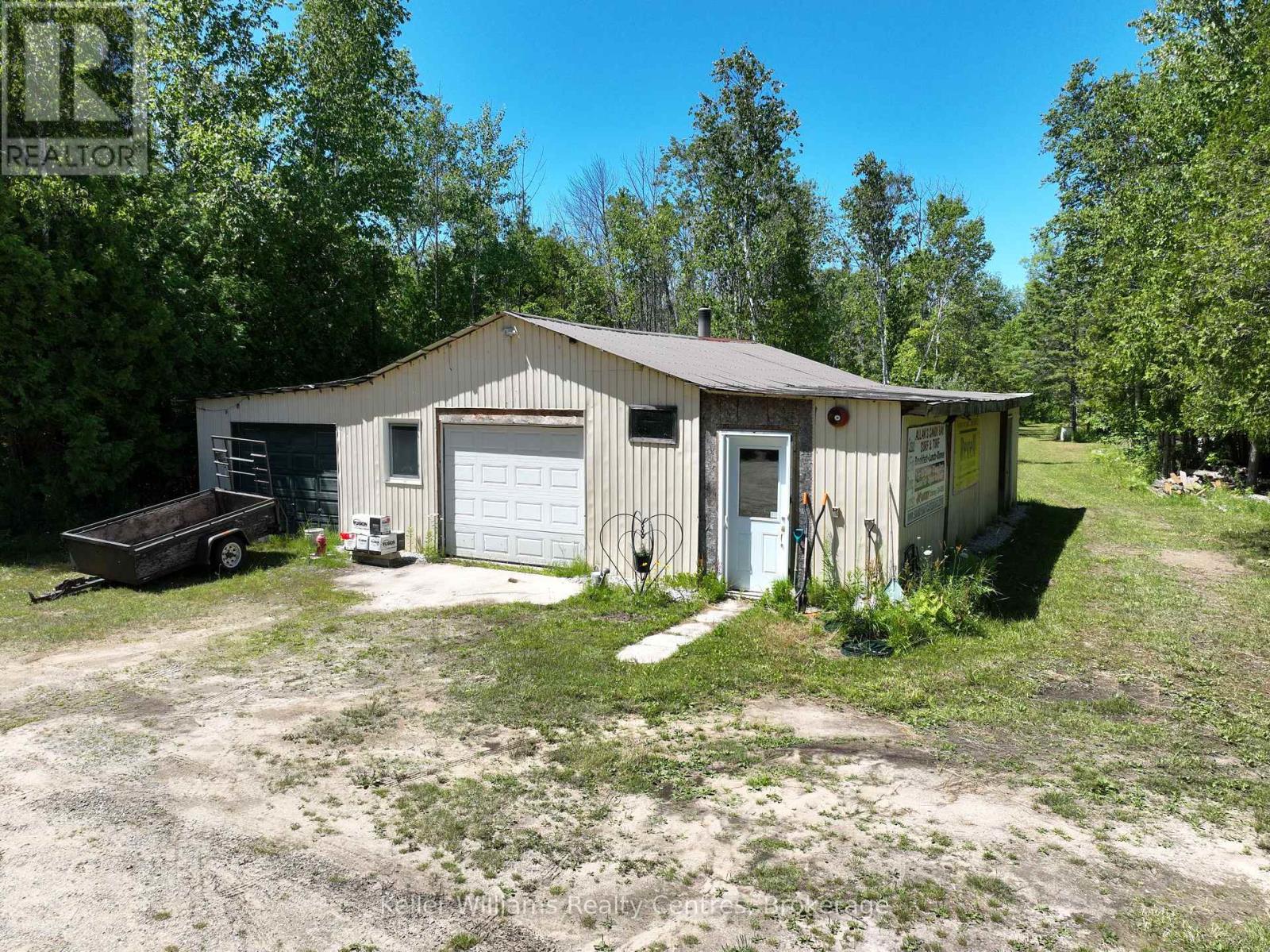 172 Bryant Street, South Bruce Peninsula, Ontario  N0H 2T0 - Photo 38 - X12408617