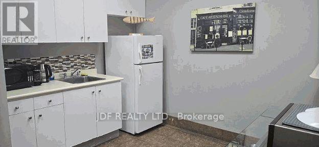2a & 3a - 960 Edgeley Boulevard, Vaughan, Ontario  L4K 4V4 - Photo 10 - N12408553