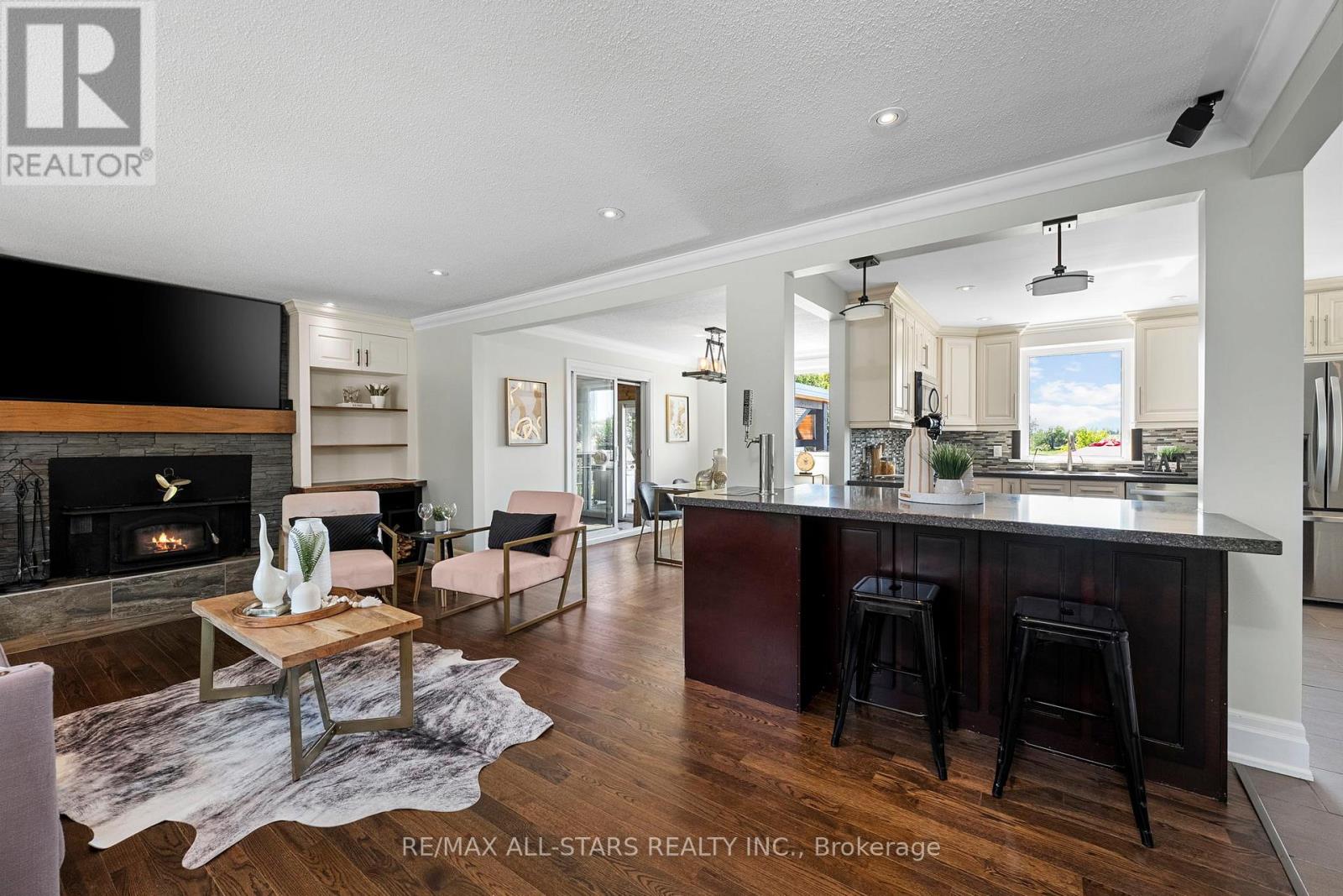 21002 Leslie Street, East Gwillimbury, Ontario  L0G 1R0 - Photo 16 - N12408555