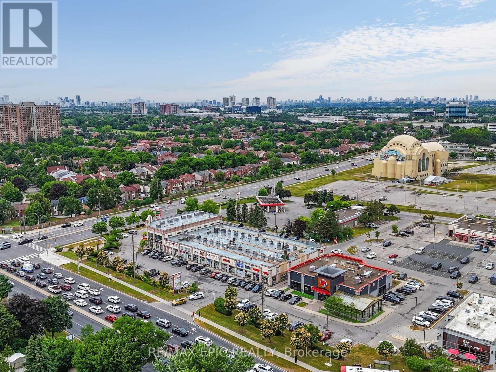 15 - 7010 Warden Avenue, Markham, Ontario  L3R 5Y3 - Photo 31 - N12408565