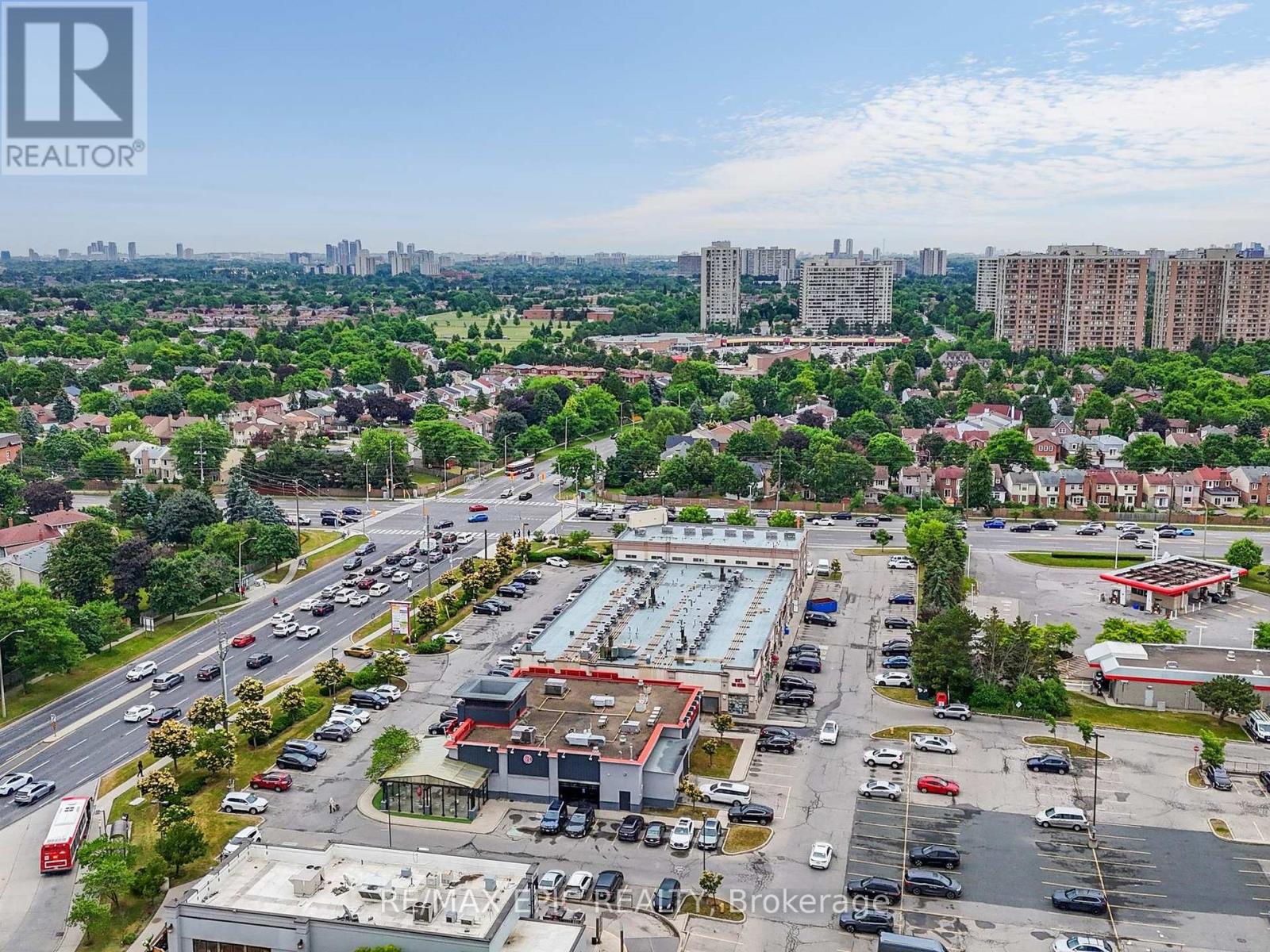 15 - 7010 Warden Avenue, Markham, Ontario  L3R 5Y3 - Photo 33 - N12408565