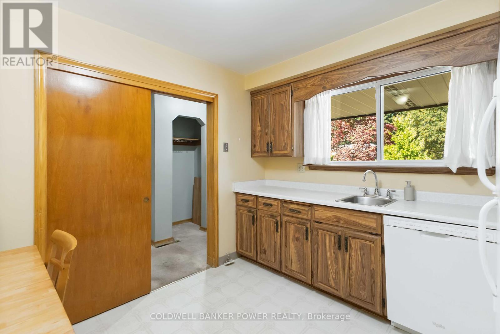 42 Mark Street, London East, Ontario  N5V 2G5 - Photo 11 - X12408778