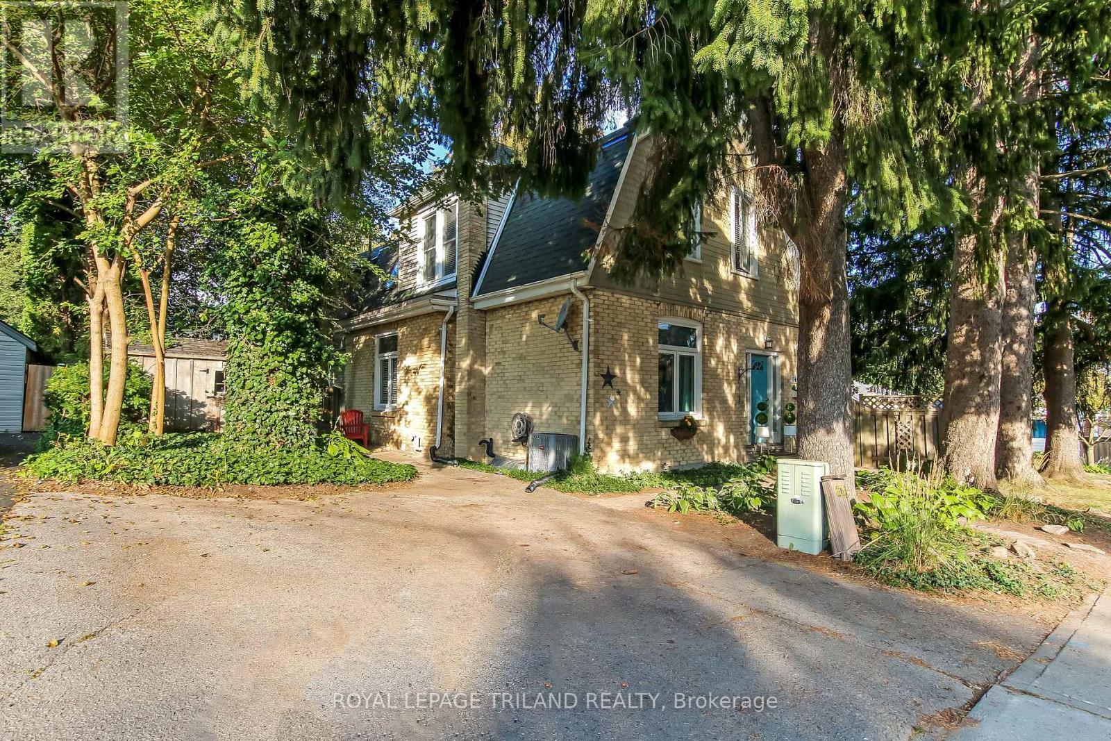 144 Britannia Avenue, London North, Ontario  N6H 2J5 - Photo 1 - X12408783