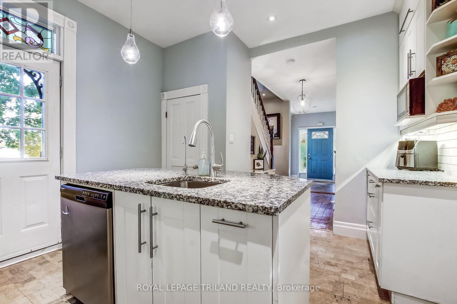 144 Britannia Avenue, London North, Ontario  N6H 2J5 - Photo 15 - X12408783