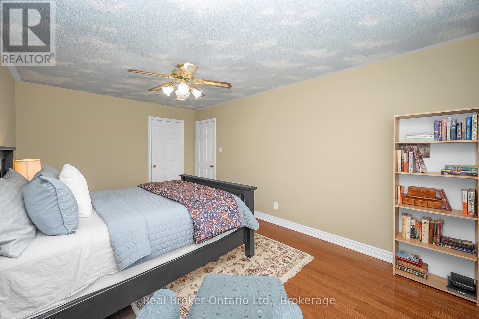 2015 Grosvenor Street, Oakville, Ontario  L6H 5A2 - Photo 18 - W12408670