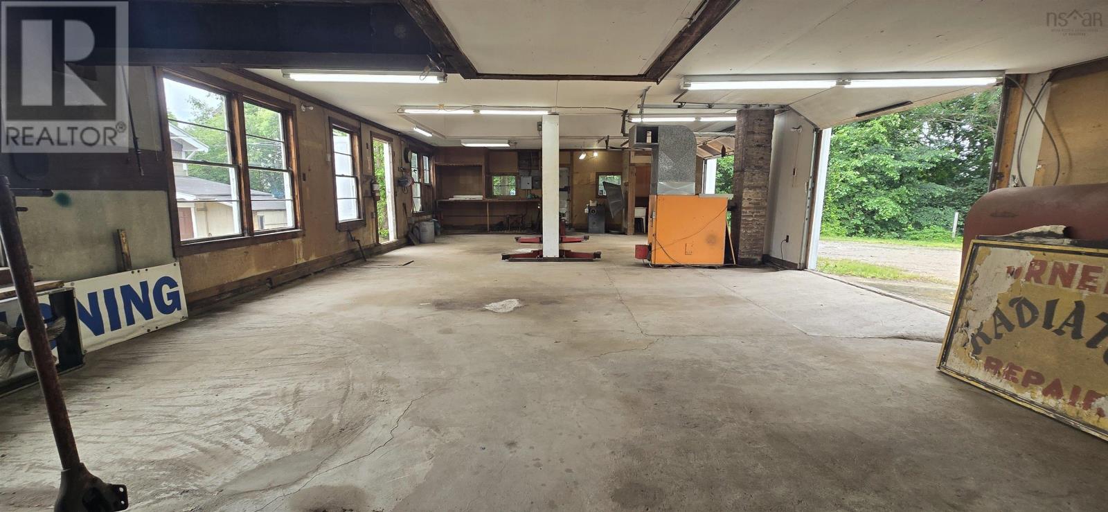 8843 Commercial Street, New Minas, Nova Scotia  B4N 3C4 - Photo 9 - 202516162