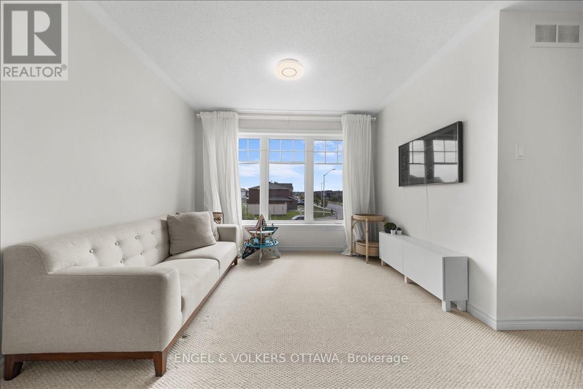 501 Strasbourg Street, Ottawa, Ontario  K4A 0M7 - Photo 18 - X12408595