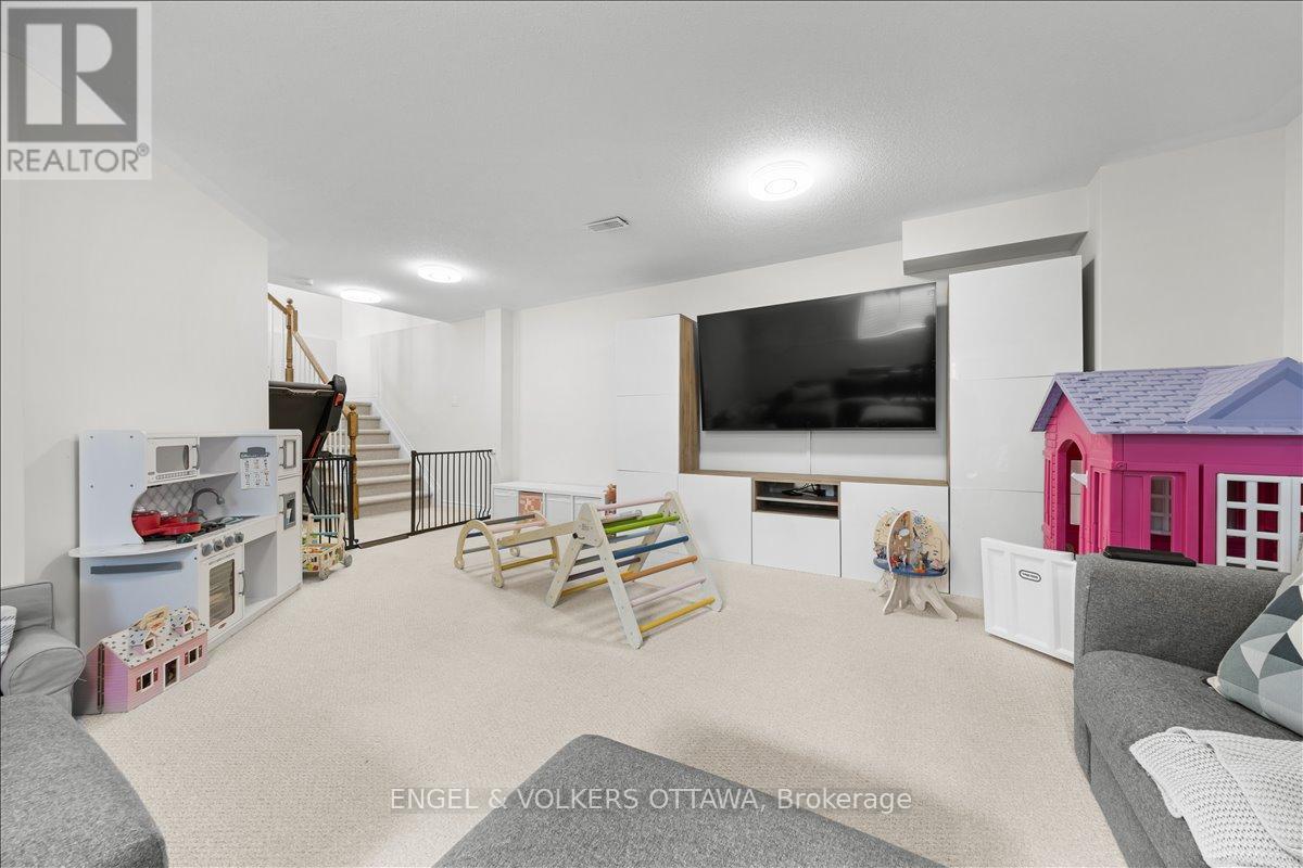 501 Strasbourg Street, Ottawa, Ontario  K4A 0M7 - Photo 28 - X12408595