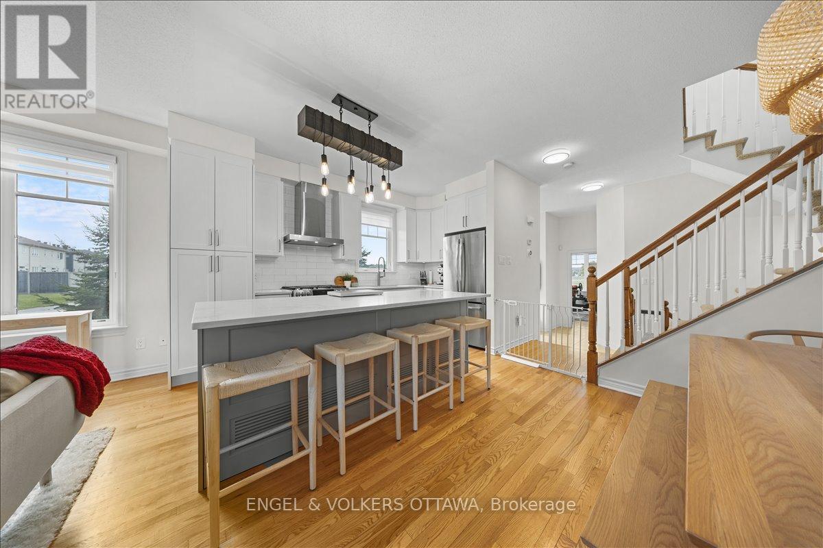 501 Strasbourg Street, Ottawa, Ontario  K4A 0M7 - Photo 8 - X12408595