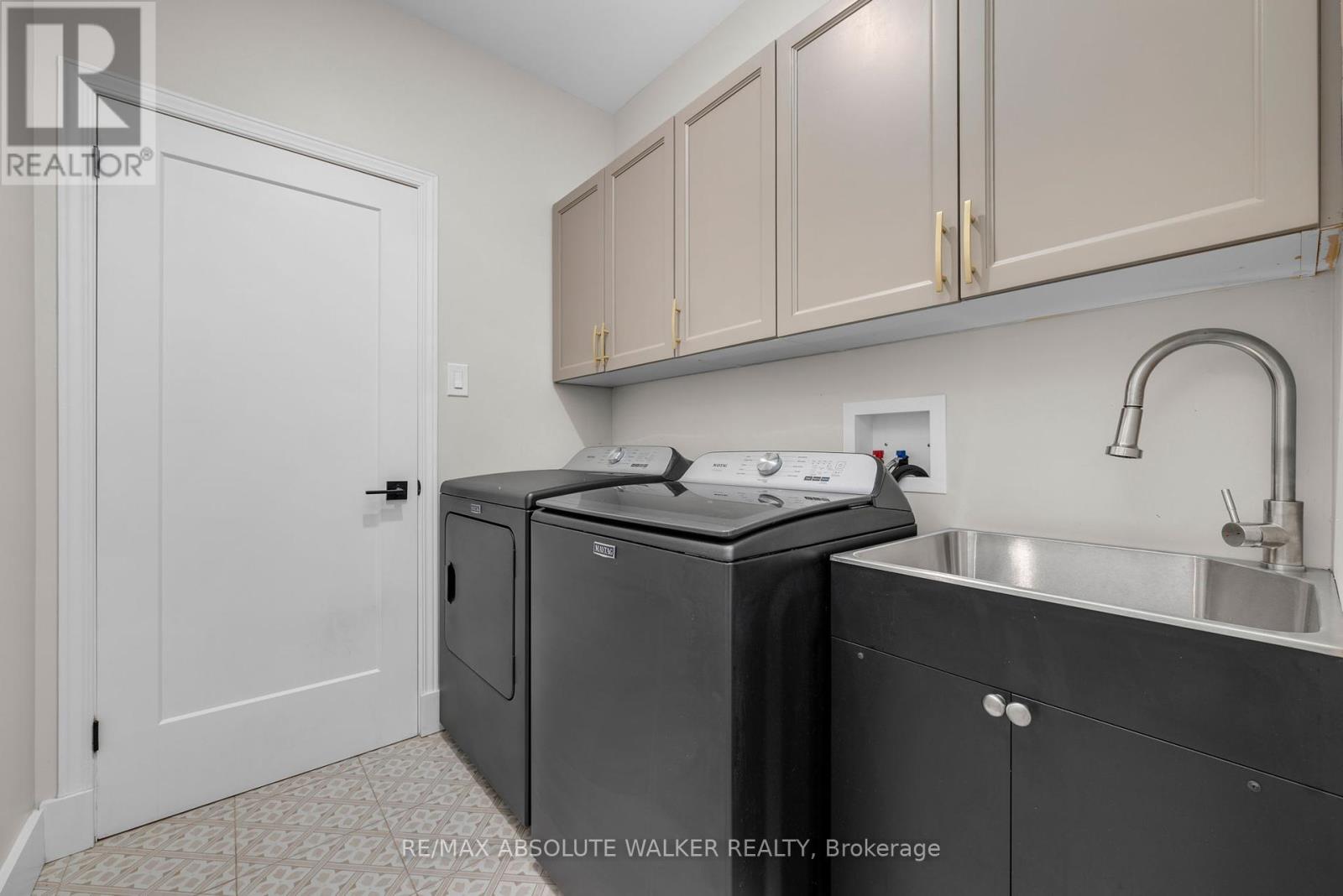 88 Maple Stand Way, Ottawa, Ontario  K2G 6V1 - Photo 35 - X12408666