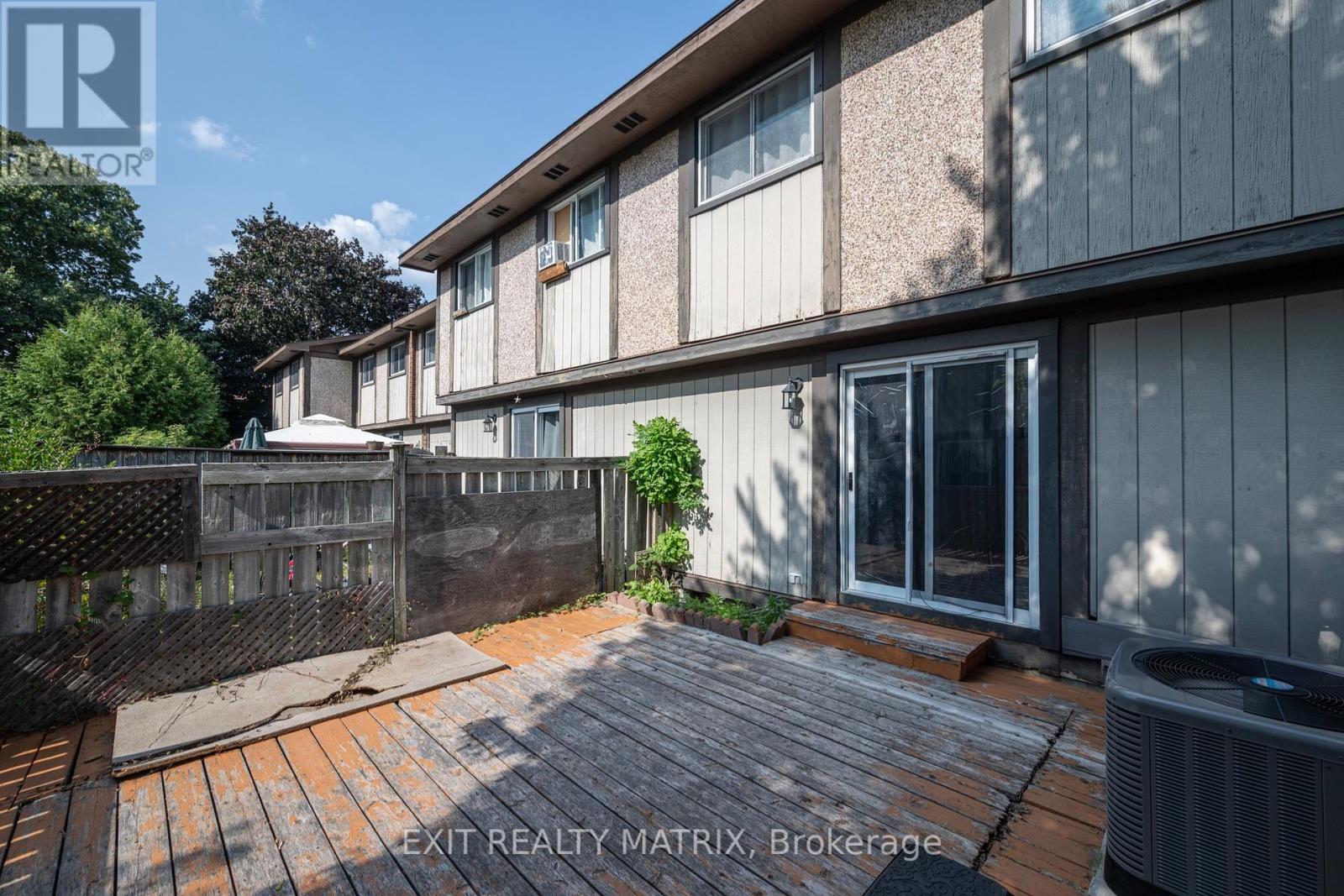 23 Pickford Drive, Ottawa, Ontario  K2L 2C1 - Photo 16 - X12408713