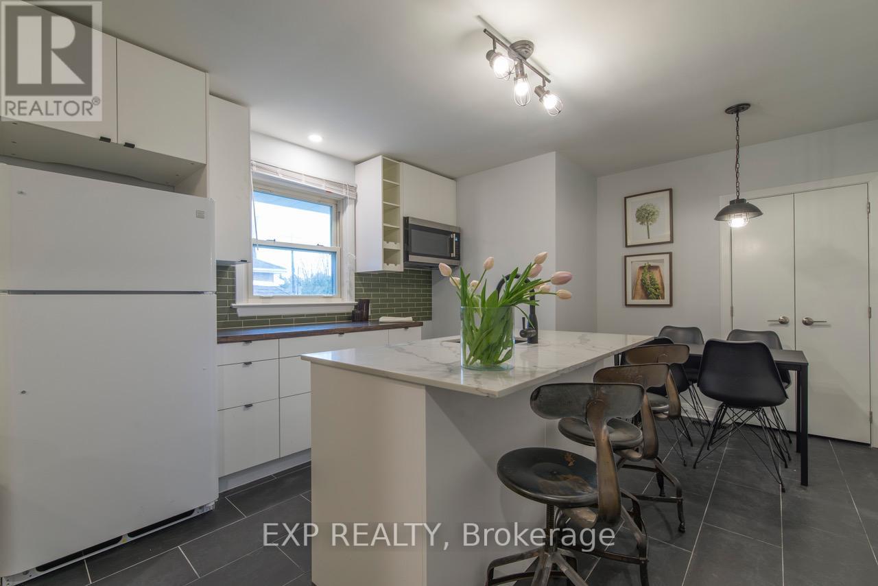150 Meadowlands Drive W, Ottawa, Ontario  K2G 2S5 - Photo 12 - X12408746