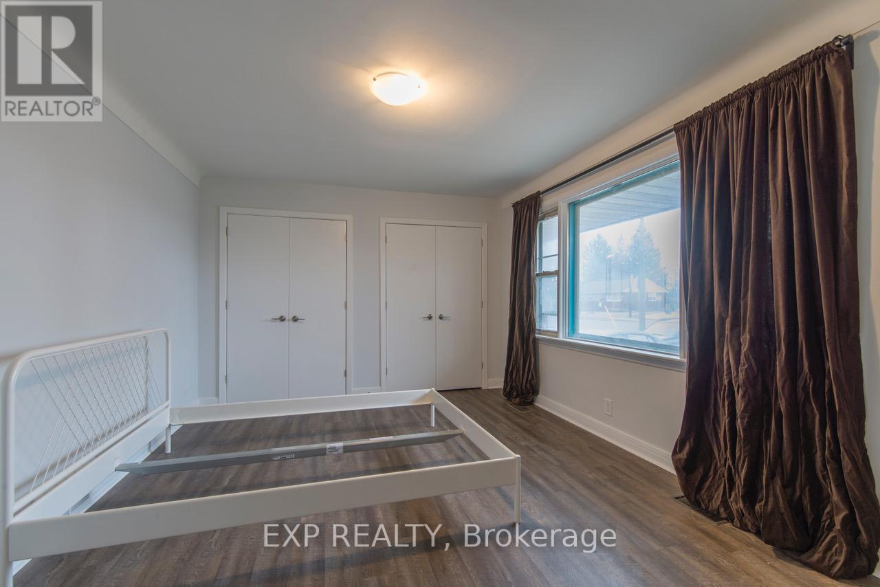 150 Meadowlands Drive W, Ottawa, Ontario  K2G 2S5 - Photo 13 - X12408746