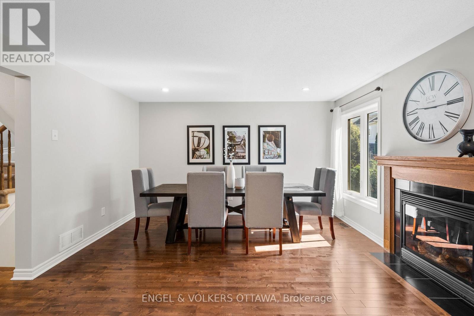416 Vendevale Avenue, Ottawa, Ontario  K2S 0M6 - Photo 10 - X12408751