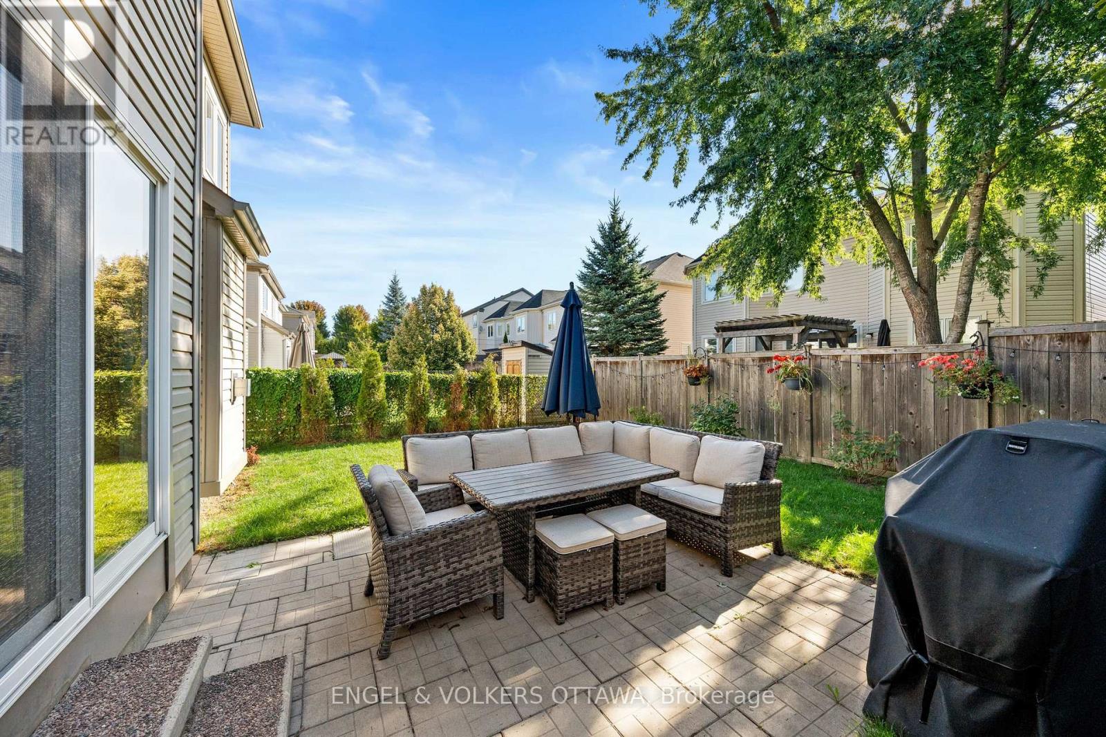416 Vendevale Avenue, Ottawa, Ontario  K2S 0M6 - Photo 39 - X12408751
