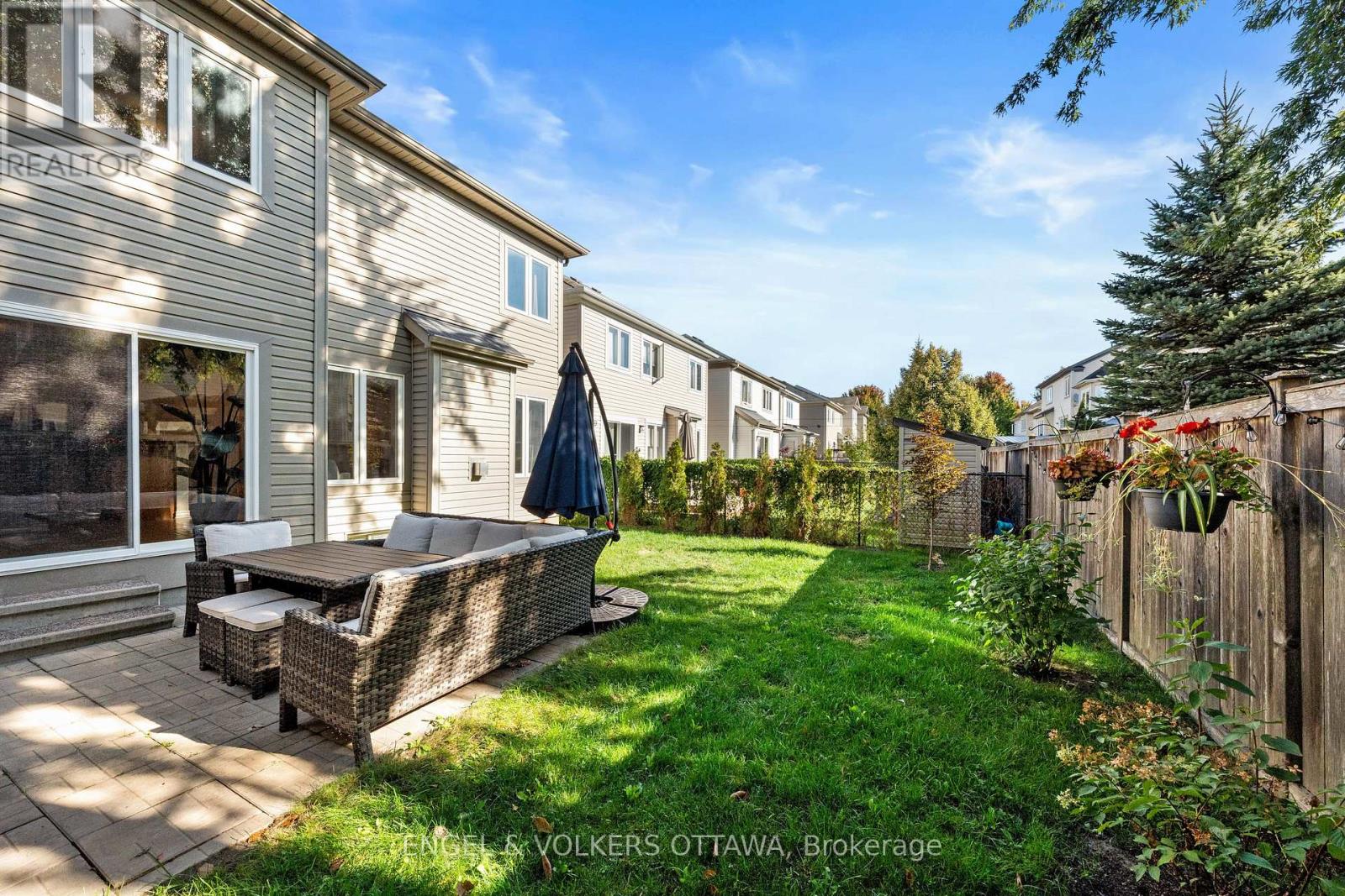 416 Vendevale Avenue, Ottawa, Ontario  K2S 0M6 - Photo 40 - X12408751