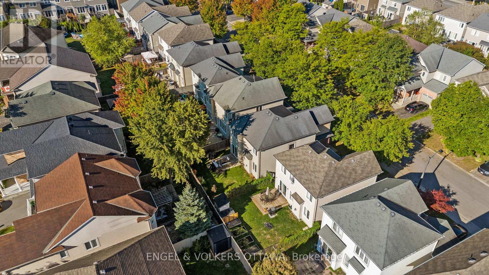416 Vendevale Avenue, Ottawa, Ontario  K2S 0M6 - Photo 48 - X12408751