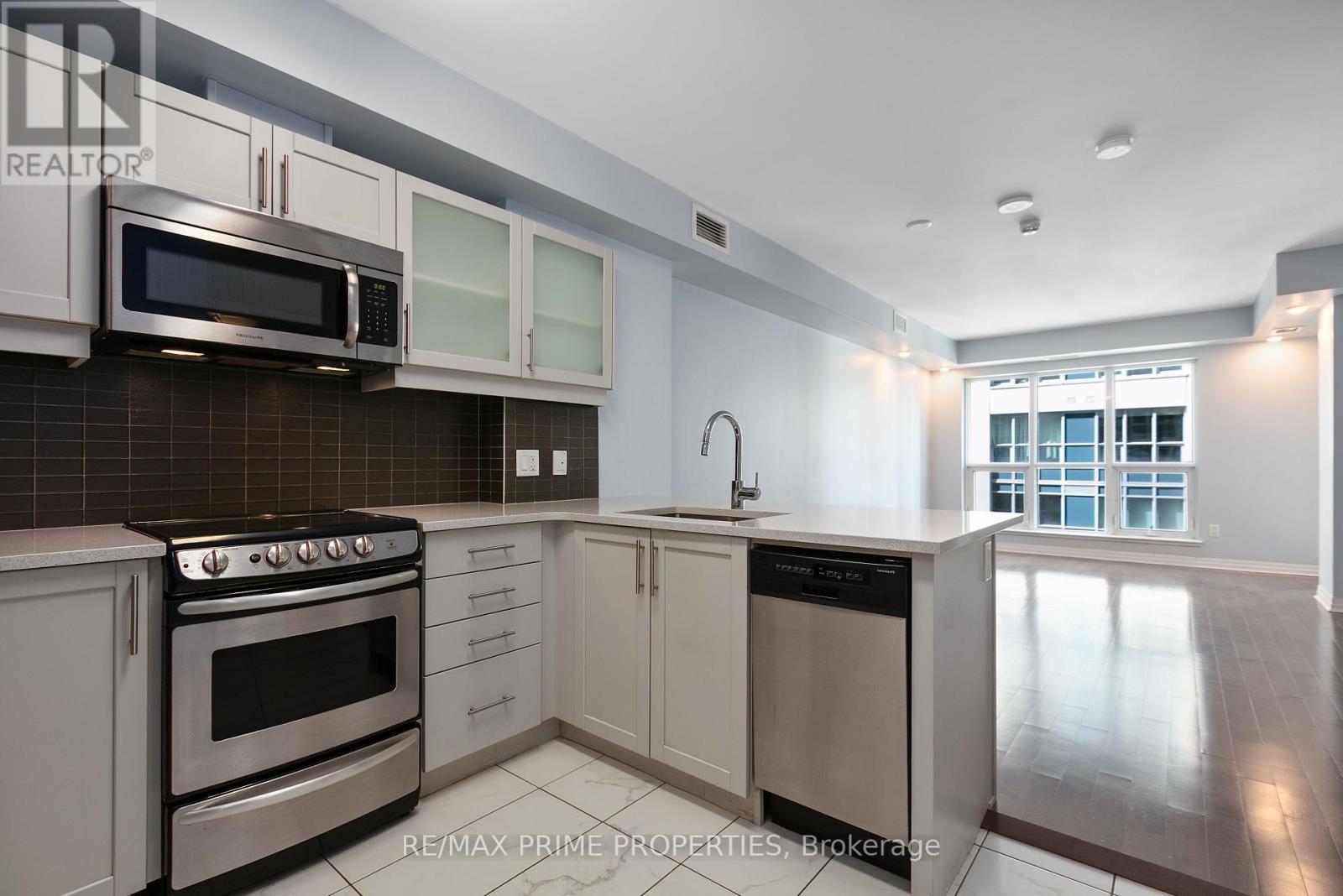 1306 - 195 Besserer Street, Ottawa, Ontario  K1N 0B6 - Photo 15 - X12408787