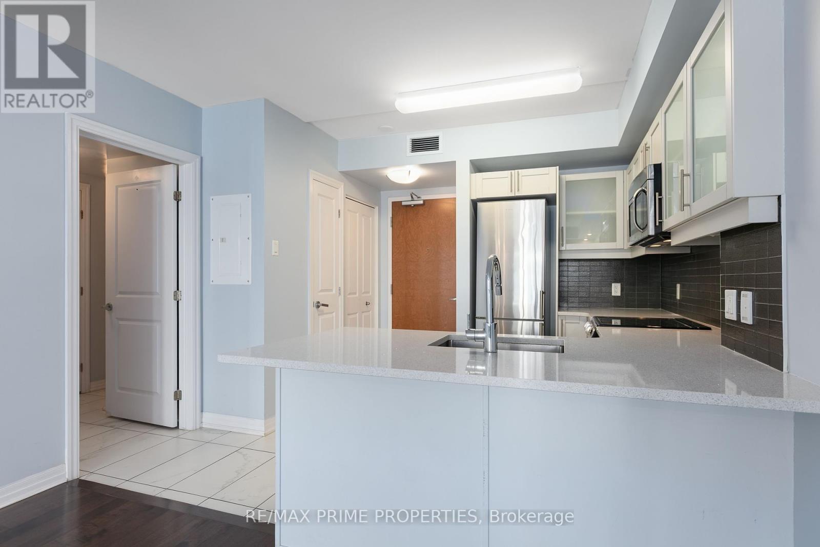 1306 - 195 Besserer Street, Ottawa, Ontario  K1N 0B6 - Photo 8 - X12408787