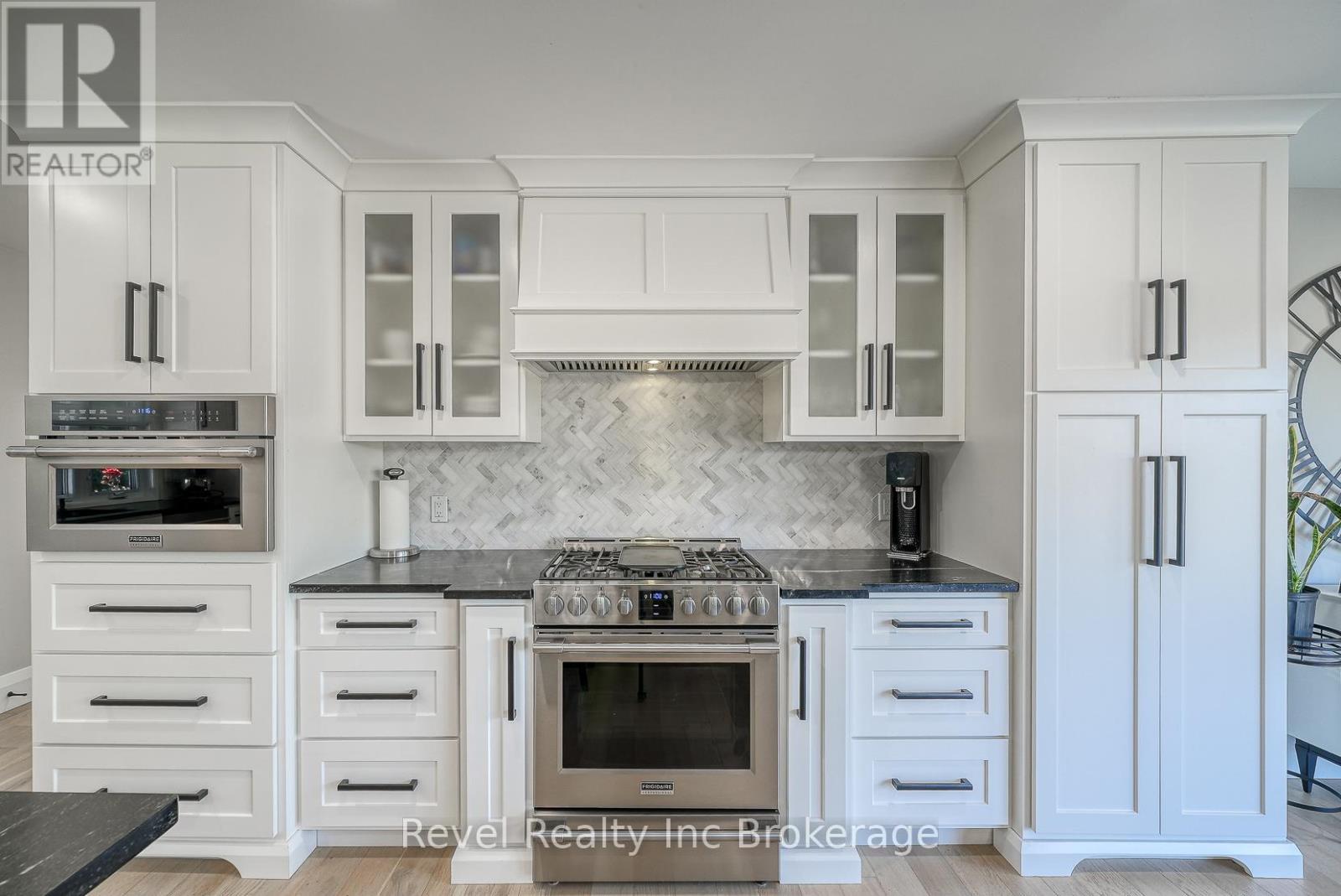 403269 Robinson Road, South-West Oxford, Ontario  N5C 3J7 - Photo 12 - X12408679