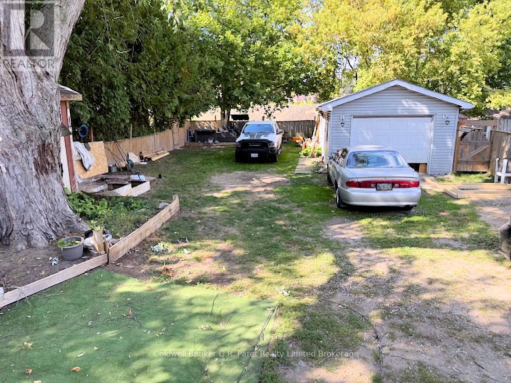 197 Crysler Street, Norfolk, Ontario N4B 1H9 - Photo 14 - X12408774