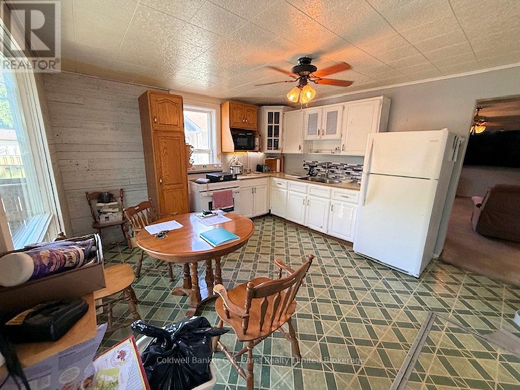 197 Crysler Street, Norfolk, Ontario N4B 1H9 - Photo 4 - X12408774