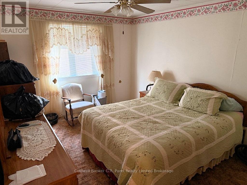 197 Crysler Street, Norfolk, Ontario N4B 1H9 - Photo 5 - X12408774