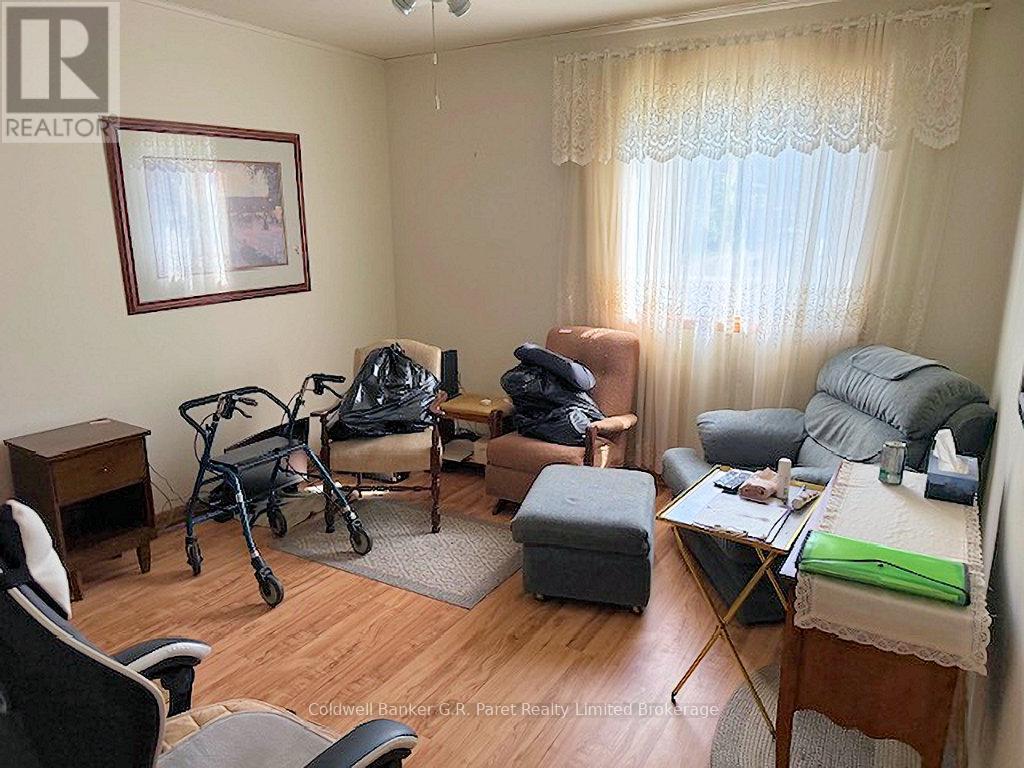 197 Crysler Street, Norfolk, Ontario N4B 1H9 - Photo 7 - X12408774