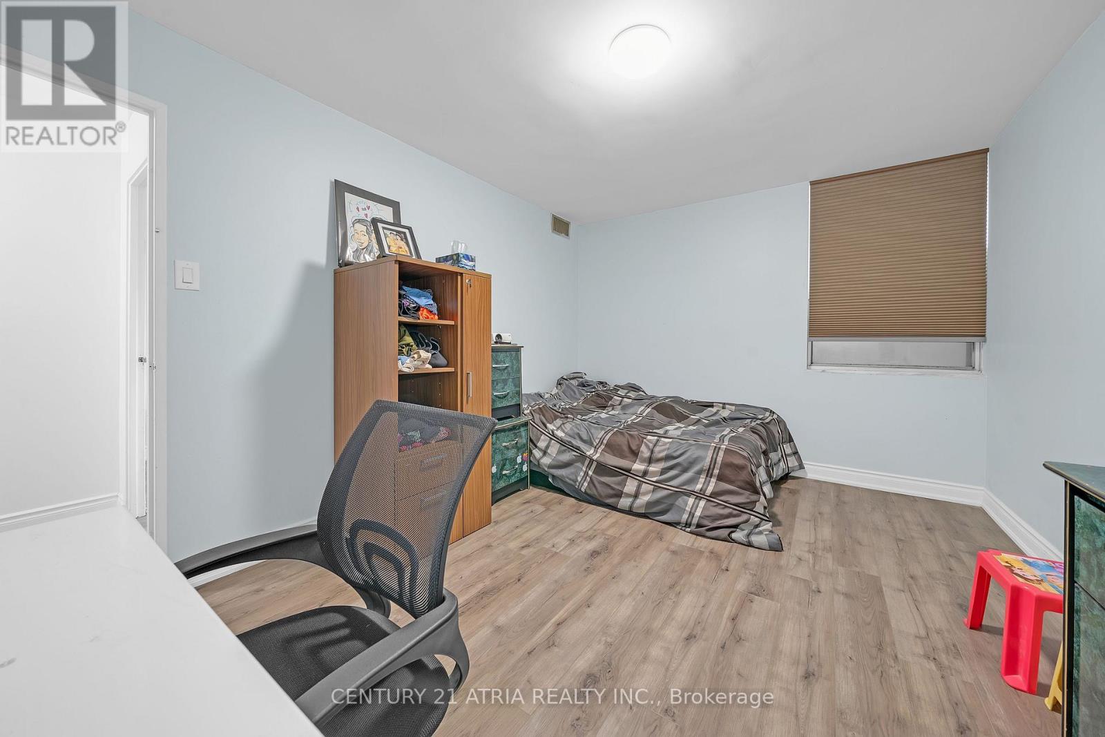 1102 - 10 Tobermory Drive, Toronto, Ontario  M3N 2Y5 - Photo 14 - W12407869
