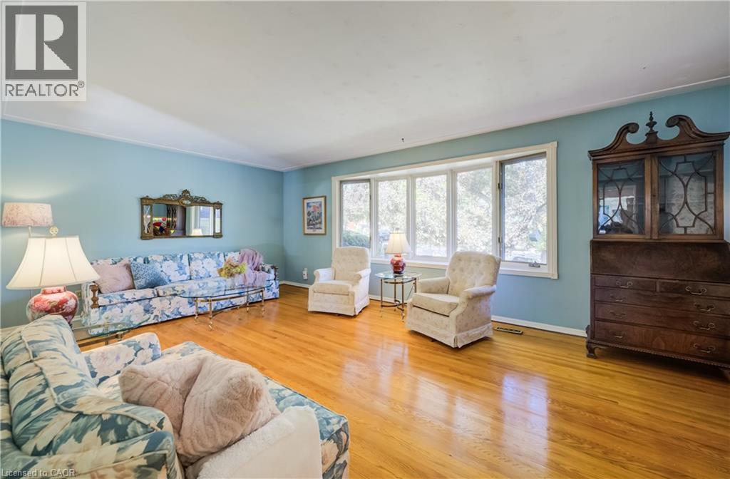 15 Buttonwood Drive, Kitchener, Ontario  N2M 4P9 - Photo 4 - 40768545