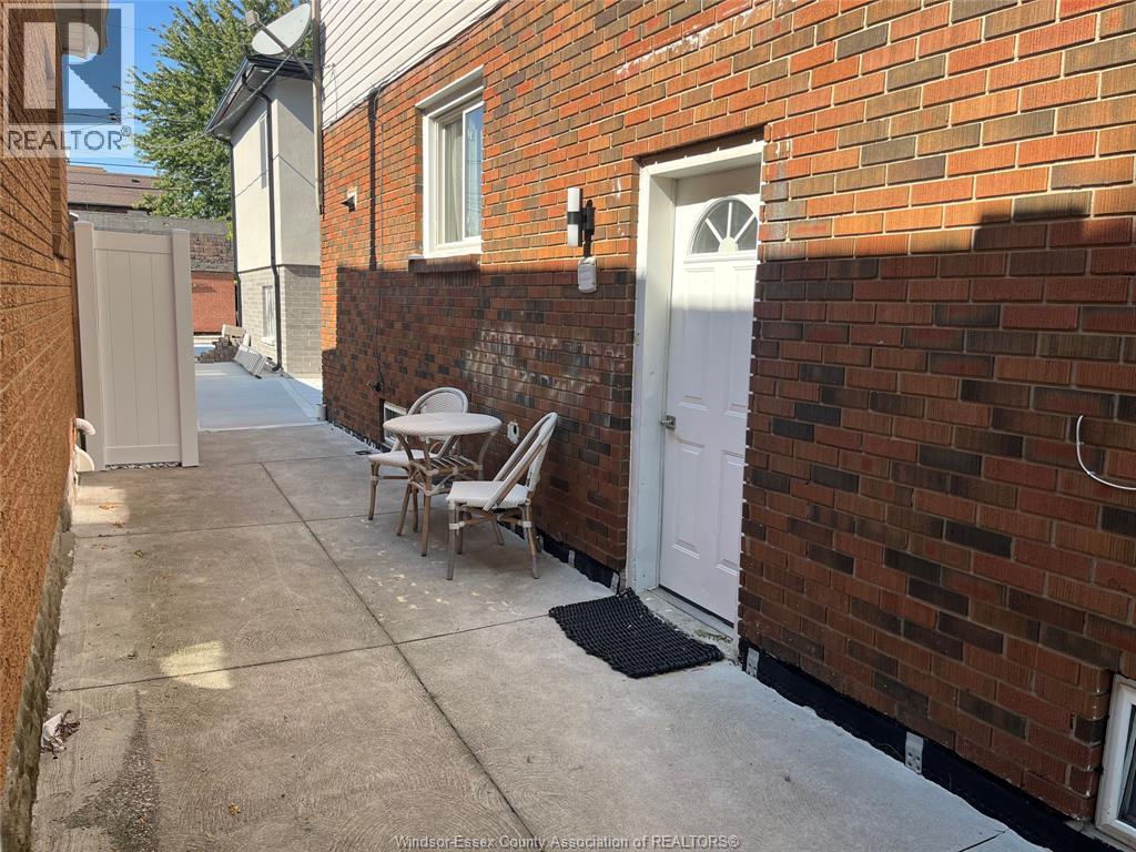 592 Elliott Unit# Basement, Windsor, Ontario  N8W 5A3 - Photo 2 - 25023654