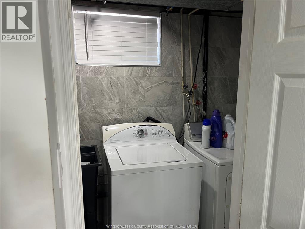 592 Elliott Unit# Basement, Windsor, Ontario  N8W 5A3 - Photo 8 - 25023654