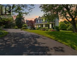 151 Wheelihan Way, Milton (Campbellville), Ca