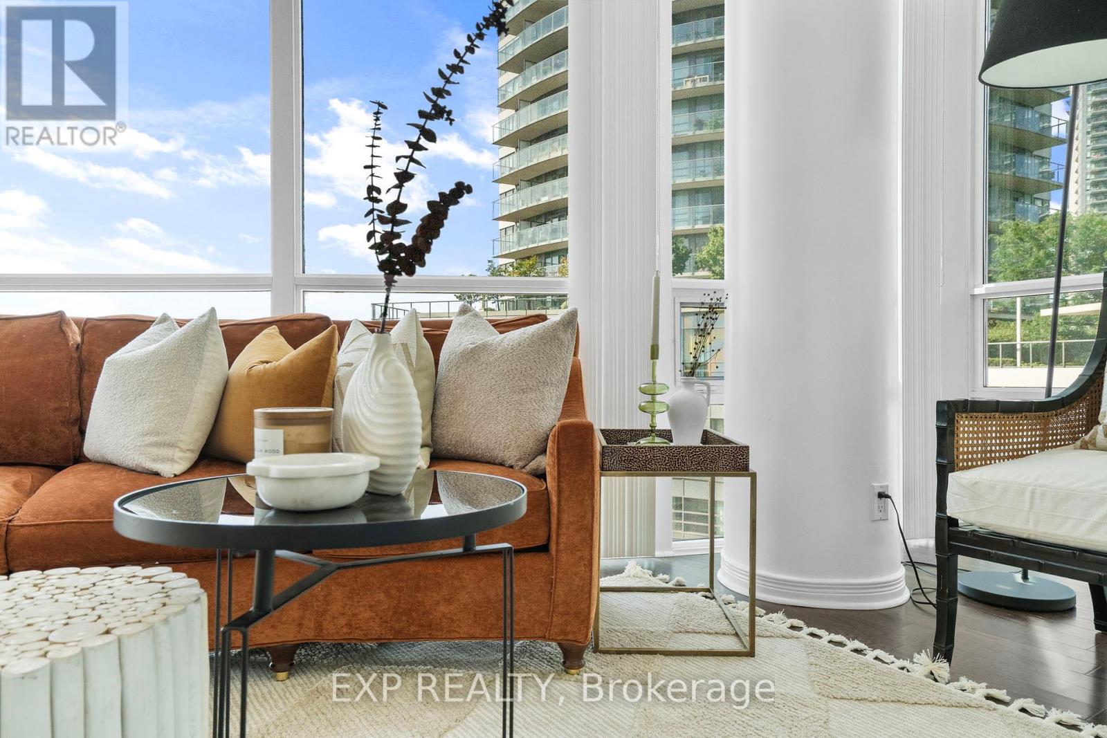 319 - 2240 Lake Shore Boulevard W, Toronto (Mimico), Ontario  M8V 1A5 - Photo 16 - W12408542