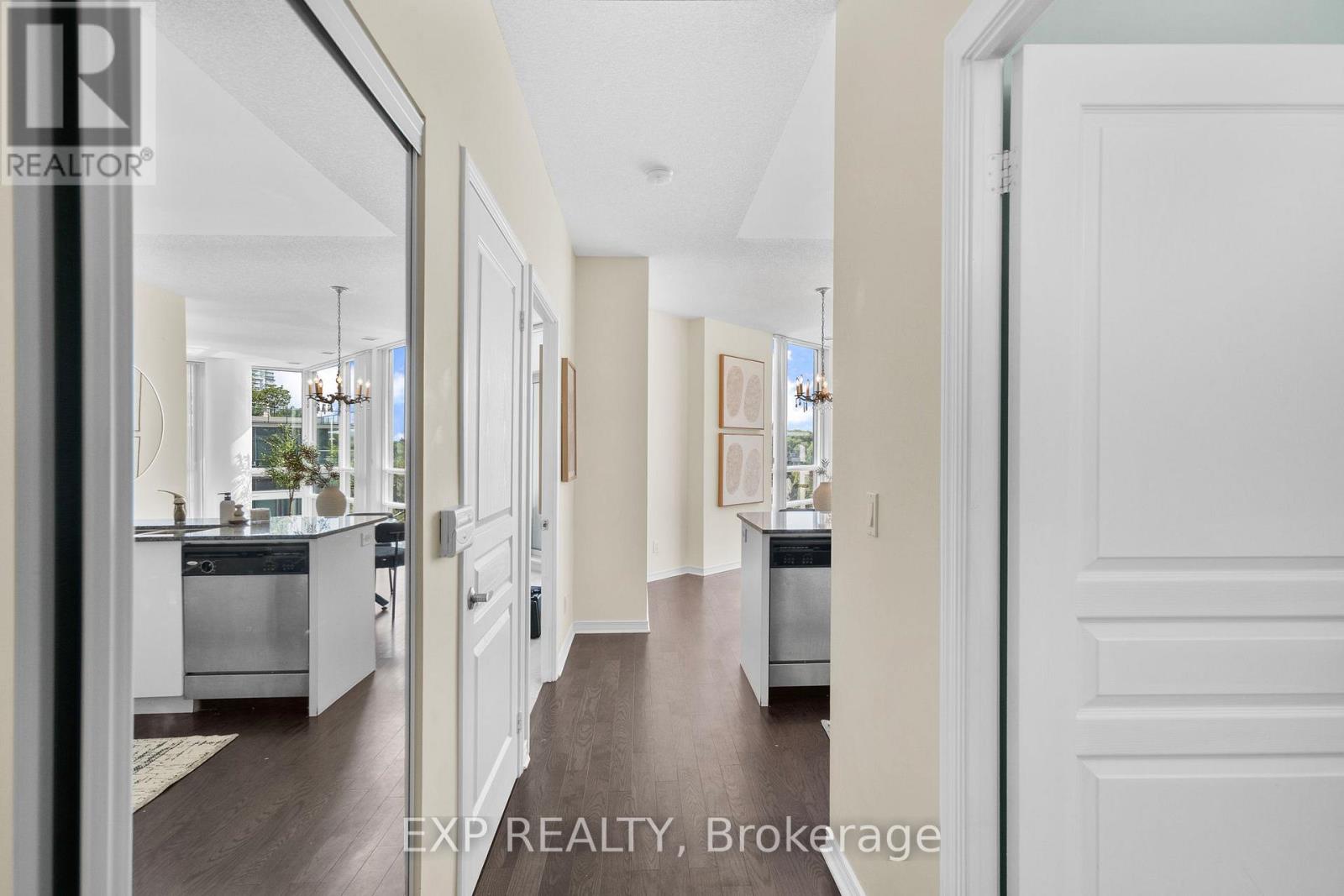 319 - 2240 Lake Shore Boulevard W, Toronto (Mimico), Ontario  M8V 1A5 - Photo 29 - W12408542