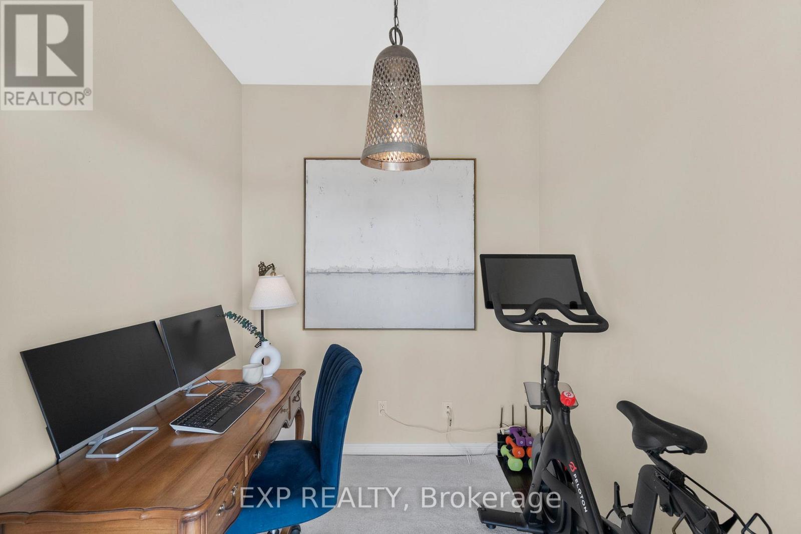 319 - 2240 Lake Shore Boulevard W, Toronto (Mimico), Ontario  M8V 1A5 - Photo 4 - W12408542