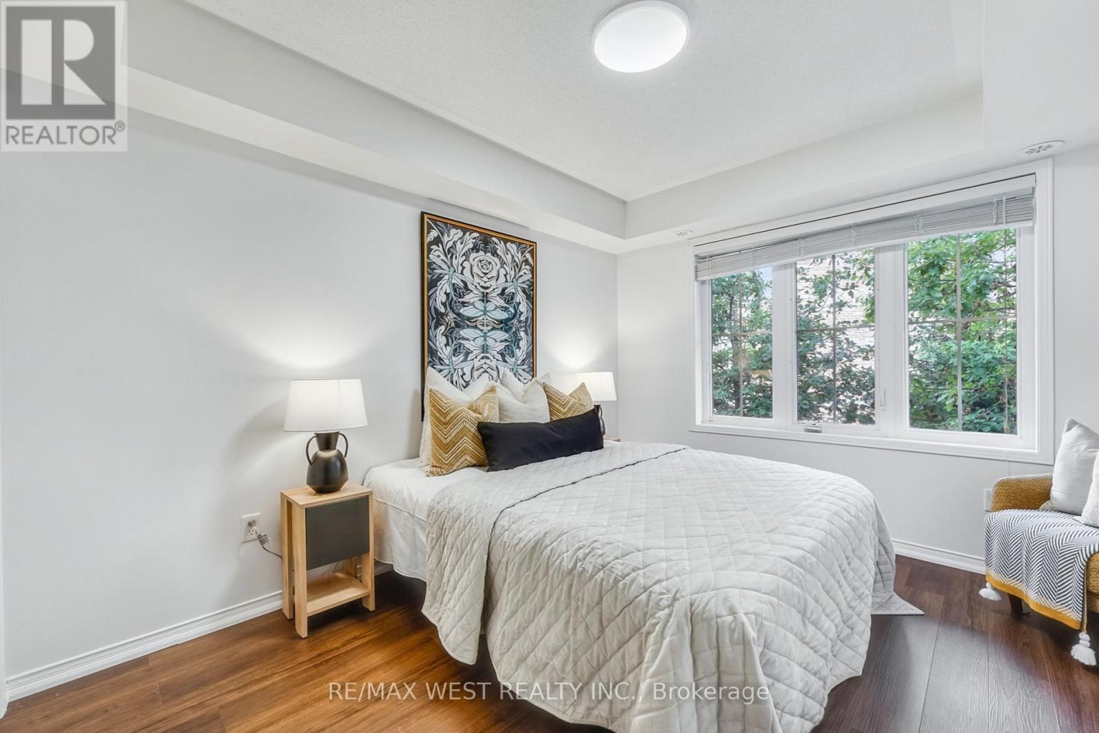 12 - 15 Hays Boulevard, Oakville, Ontario  L6H 0H8 - Photo 19 - W12408546