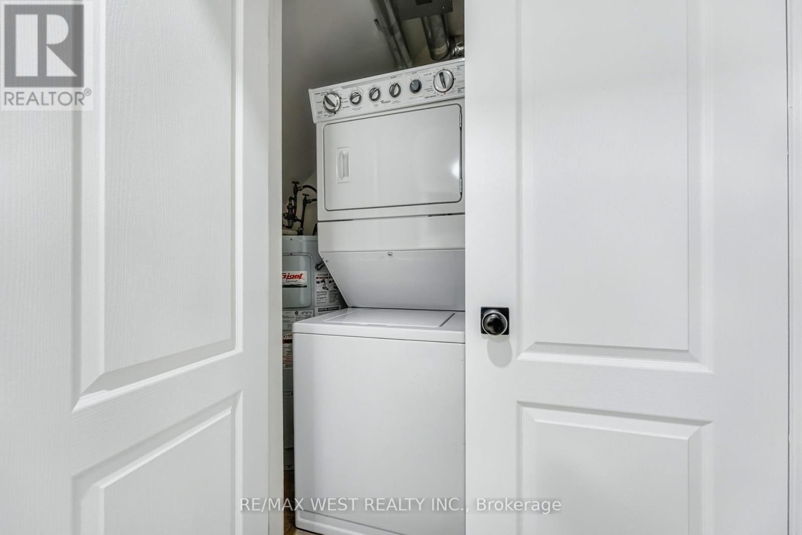 12 - 15 Hays Boulevard, Oakville, Ontario  L6H 0H8 - Photo 25 - W12408546