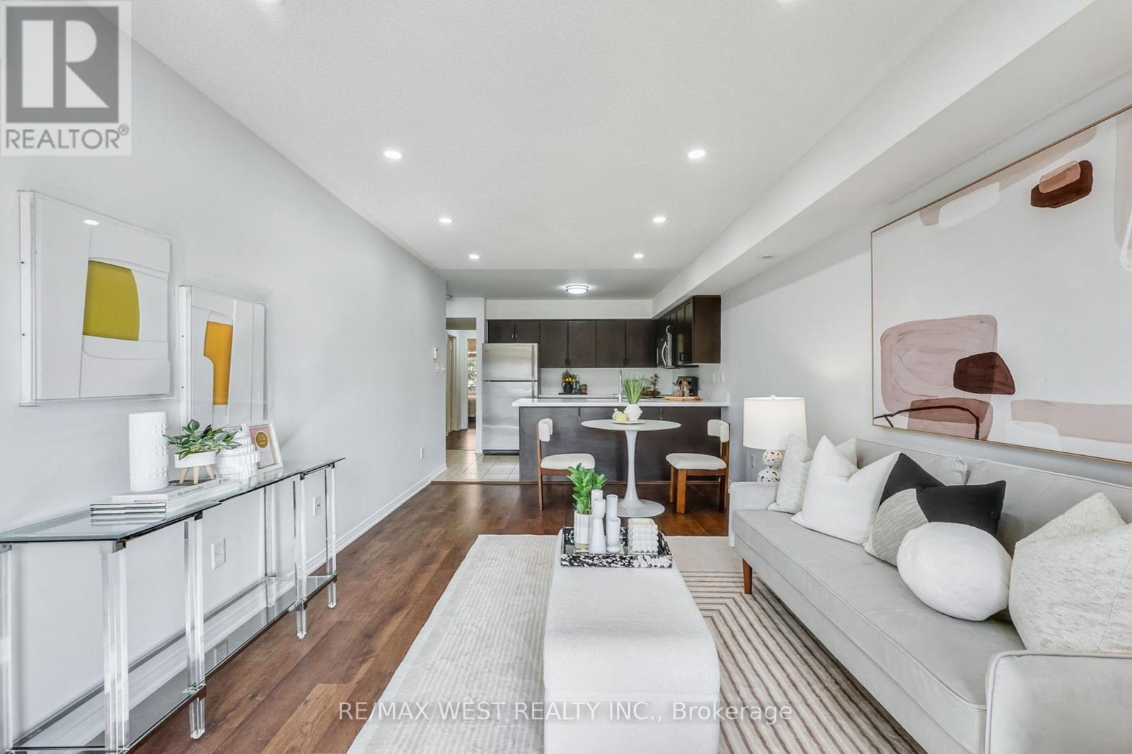 12 - 15 Hays Boulevard, Oakville, Ontario  L6H 0H8 - Photo 6 - W12408546