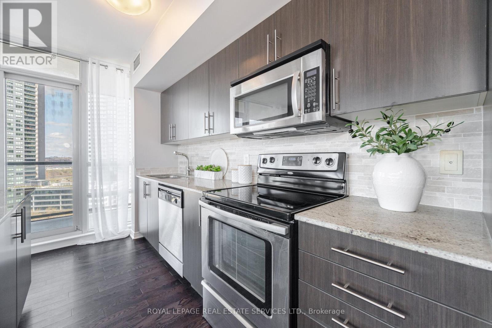 1404 - 15 Legion Road, Toronto, Ontario  M8V 0A9 - Photo 15 - W12408563