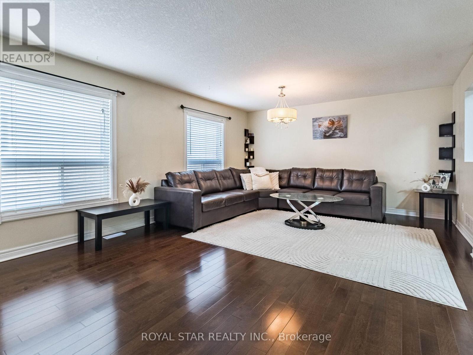 63 Green Bank Drive, Cambridge, Ontario  N1T 2B4 - Photo 9 - X12407800