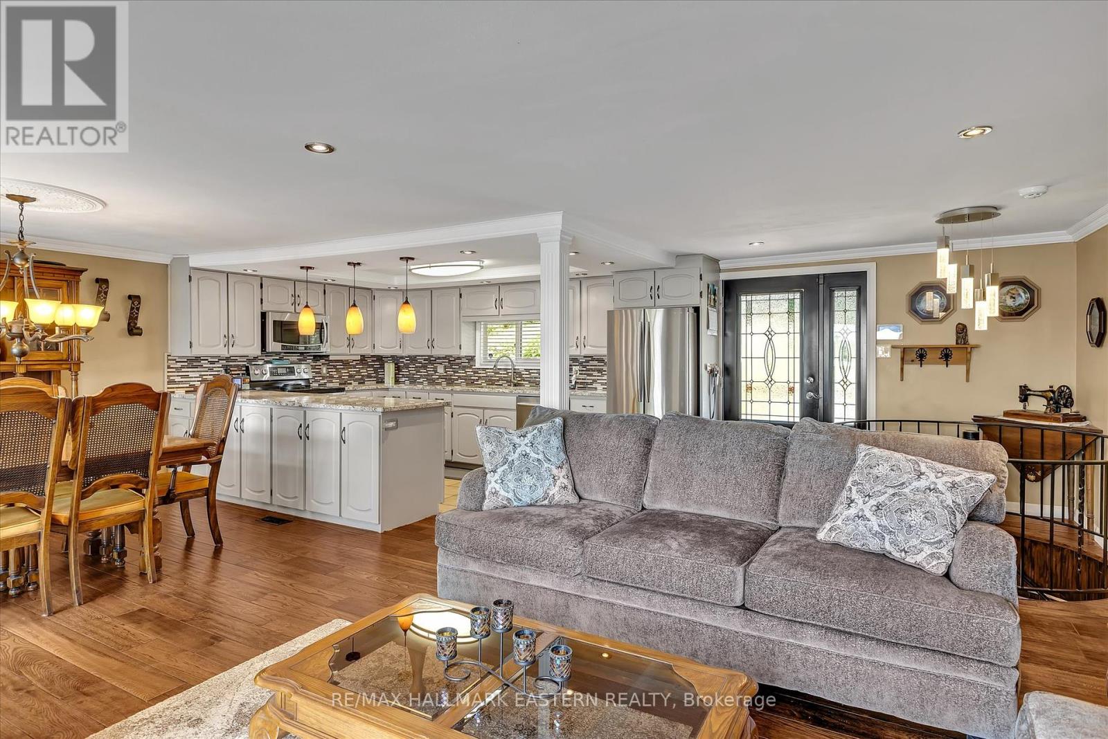 51 Darling Drive, Selwyn, Ontario K0L 2W0 - Photo 8 - X12408631