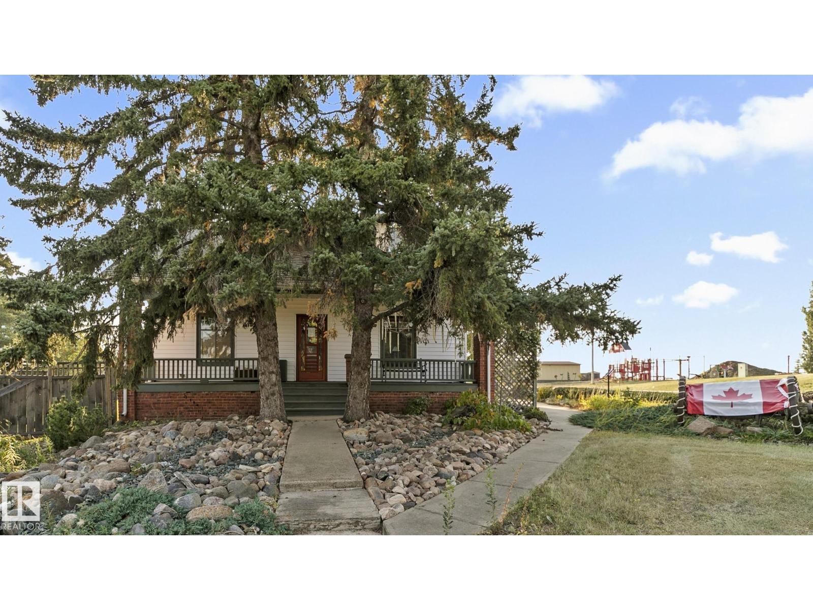 4803 50 (Mcleod Street) St, Lougheed, Alberta  T0B 2V0 - Photo 3 - E4458078