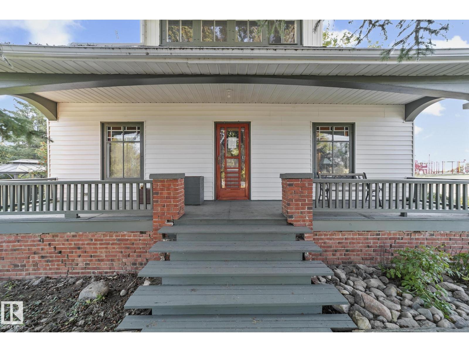 4803 50 (Mcleod Street) St, Lougheed, Alberta  T0B 2V0 - Photo 4 - E4458078
