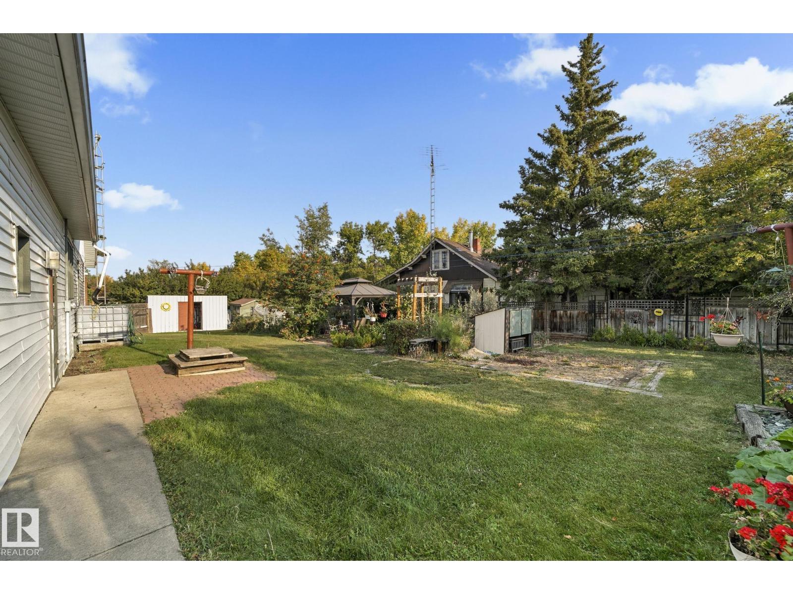 4803 50 (Mcleod Street) St, Lougheed, Alberta  T0B 2V0 - Photo 44 - E4458078